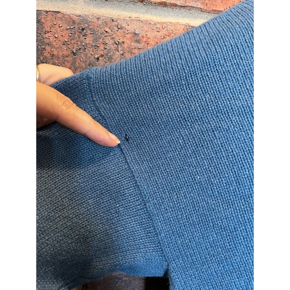 Eileen Fisher Recycled Cashmere Oversized Sweater Blue High Low Size S/M Flaw - Picture 3 of 9